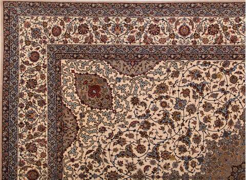 Isfahan White Hand Knotted 911 X 145  Area Rug 400-17352 Image 18