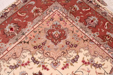 Tabriz Beige Hand Knotted 67 X 101  Area Rug 400-17410 Image 17
