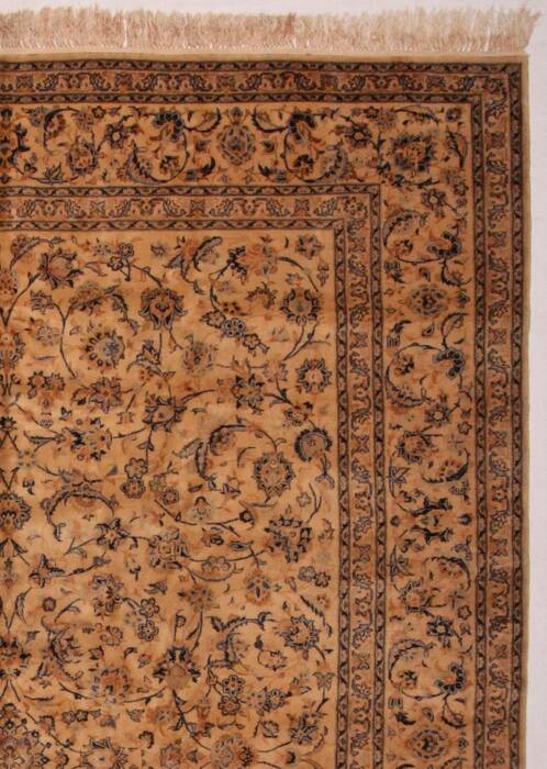 Kashan Beige Hand Knotted 101 X 133  Area Rug 400-17531 Image 5