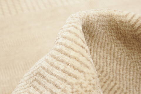 Modern Beige Hand Knotted 911 X 144  Area Rug 250-21353 Image 1