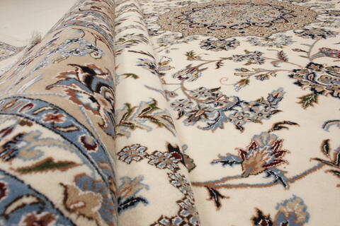 Nain White Hand Knotted 98 X 140  Area Rug 250-21442 Image 16