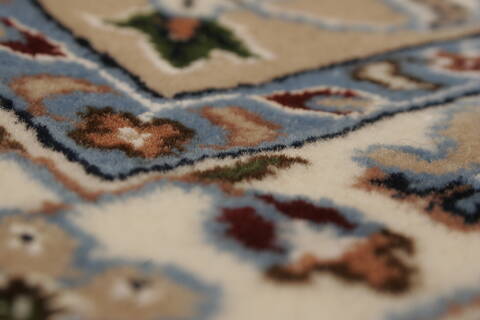 Nain White Hand Knotted 98 X 140  Area Rug 250-21442 Image 3