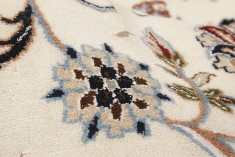 Nain White Hand Knotted 98 X 140  Area Rug 250-21442 Image 7