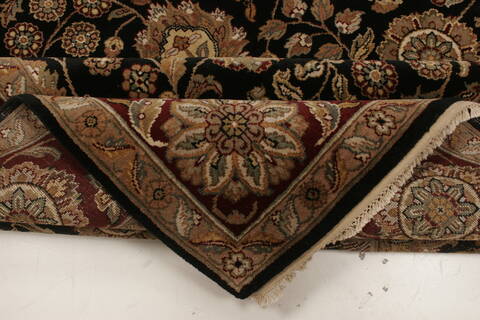 Agra Black Hand Knotted 80 X 102  Area Rug 250-21753 Image 12