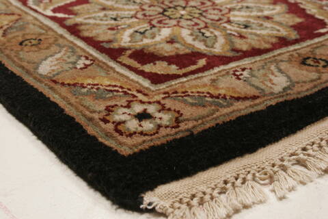 Agra Black Hand Knotted 80 X 102  Area Rug 250-21753 Image 19