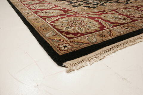 Agra Black Hand Knotted 80 X 102  Area Rug 250-21753 Image 20