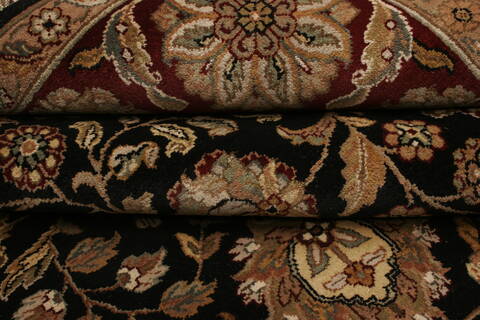 Agra Black Hand Knotted 80 X 102  Area Rug 250-21753 Image 8