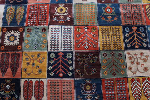 Bakhtiar Multicolor Hand Knotted 89 X 116  Area Rug 250-22094 Image 19