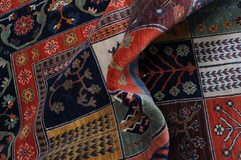 Bakhtiar Multicolor Hand Knotted 89 X 116  Area Rug 250-22094 Image 8