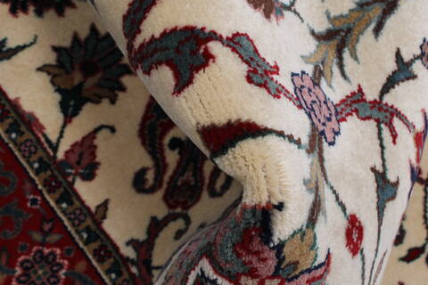 Semnan Beige Hand Knotted 56 X 143  Area Rug 250-22247 Image 8