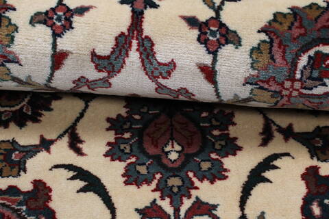 Semnan Beige Hand Knotted 56 X 143  Area Rug 250-22247 Image 9