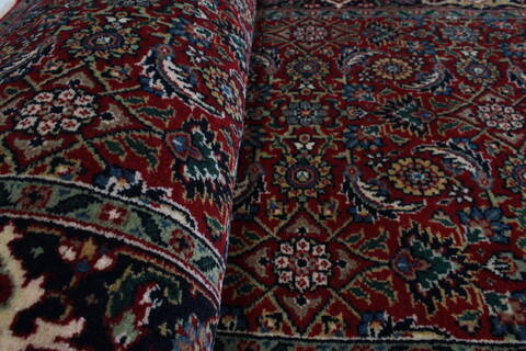 Herati Red Runner Hand Knotted 26 X 135  Area Rug 250-22413 Image 13