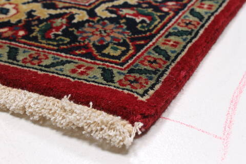 Herati Red Runner Hand Knotted 26 X 135  Area Rug 250-22413 Image 7