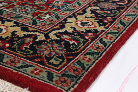 Herati Red Runner Hand Knotted 26 X 135  Area Rug 250-22413 Image 8