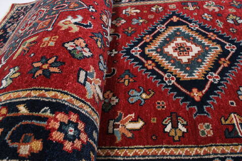 Karajeh Red Runner Hand Knotted 26 X 120  Area Rug 250-22457 Image 12
