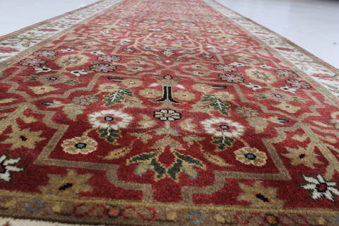 Isfahan Red Runner Hand Knotted 27 X 123  Area Rug 250-22502 Image 12
