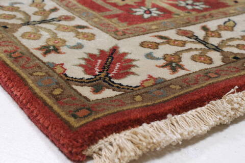 Isfahan Red Runner Hand Knotted 27 X 123  Area Rug 250-22502 Image 6
