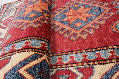 Kazak Red Runner Hand Knotted 26 X 94  Area Rug 250-22588 Image 12