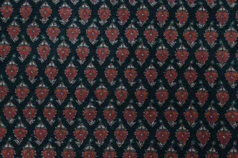 Sanandaj Green Runner Hand Knotted 27 X 1110  Area Rug 250-22757 Image 2