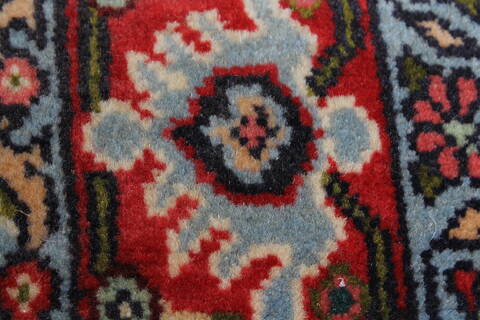 Sanandaj Beige Runner Hand Knotted 31 X 126  Area Rug 250-22799 Image 8