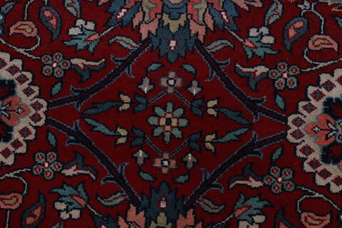 Kashmir Red Runner Hand Knotted 26 X 99  Area Rug 250-22920 Image 3