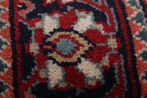 Kashmir Red Runner Hand Knotted 26 X 99  Area Rug 250-22920 Image 9