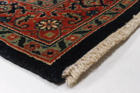 Semnan Blue Runner Hand Knotted 27 X 99  Area Rug 250-22934 Image 6