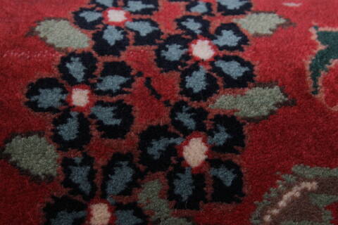 Kashmir Red Runner Hand Knotted 28 X 100  Area Rug 250-22942 Image 6