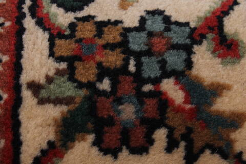 Kashmir Red Runner Hand Knotted 28 X 100  Area Rug 250-22942 Image 7