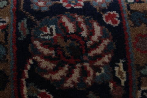Kashmir Red Runner Hand Knotted 27 X 95  Area Rug 250-22944 Image 7