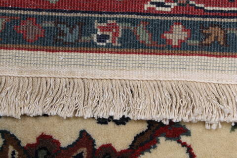 Semnan Beige Runner Hand Knotted 28 X 99  Area Rug 250-22999 Image 10