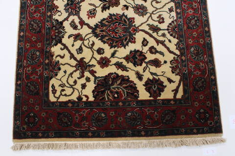 Semnan Beige Runner Hand Knotted 28 X 99  Area Rug 250-22999 Image 3