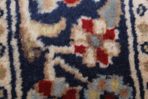 Kashan Red Runner Hand Knotted 26 X 101  Area Rug 250-23010 Image 7