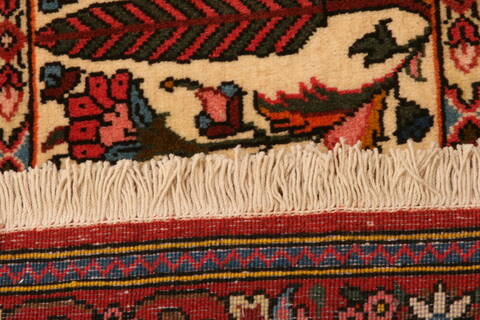 Bakhtiar Red Hand Knotted 68 X 103  Area Rug 100-23061 Image 7