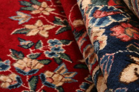 Yazd Red Hand Knotted 68 X 94  Area Rug 100-23074 Image 6