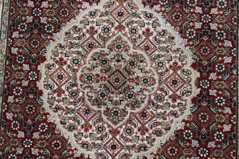 Herati Red Runner Hand Knotted 25 X 101  Area Rug 250-23087 Image 3