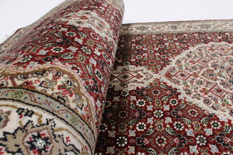Herati Red Runner Hand Knotted 25 X 101  Area Rug 250-23087 Image 9