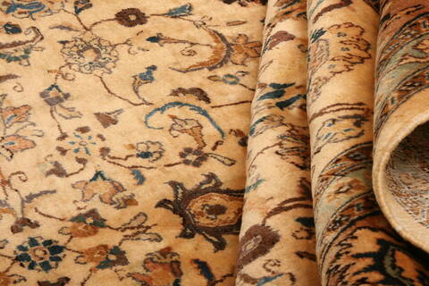 Mashad Beige Hand Knotted 66 X 103  Area Rug 100-23090 Image 4