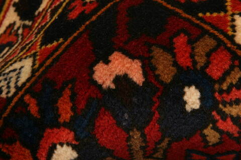 Bakhtiar Red Hand Knotted 69 X 103  Area Rug 100-23104 Image 1