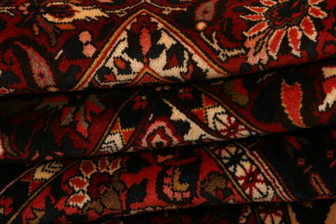 Bakhtiar Red Hand Knotted 69 X 103  Area Rug 100-23104 Image 6