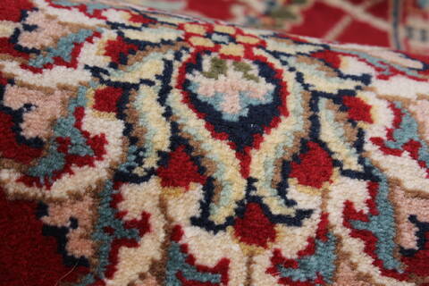 Isfahan Red Runner Hand Knotted 27 X 910  Area Rug 250-23125 Image 9
