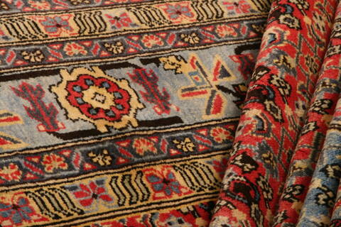 Ardebil Red Hand Knotted 63 X 96  Area Rug 100-23139 Image 3