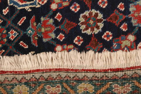 Tabriz Red Hand Knotted 611 X 106  Area Rug 100-23141 Image 8