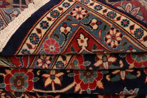 Varamin Red Hand Knotted 65 X 93  Area Rug 100-23210 Image 4