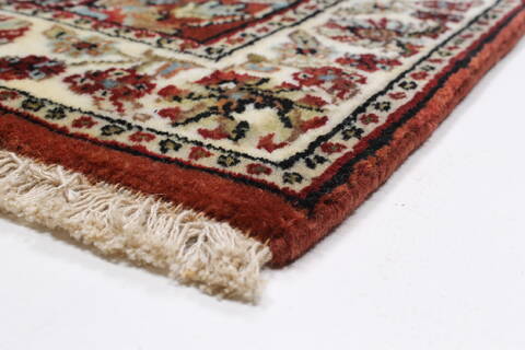 Semnan Brown Runner Hand Knotted 25 X 80  Area Rug 250-23234 Image 5