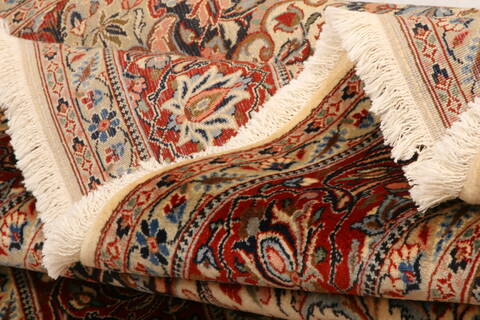 Sarouk Beige Hand Knotted 69 X 910  Area Rug 100-23236 Image 4