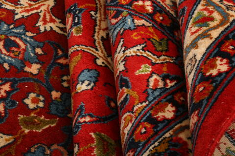 Isfahan Red Hand Knotted 610 X 100  Area Rug 100-23240 Image 3