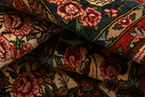 Bakhtiar Red Hand Knotted 611 X 103  Area Rug 100-23316 Image 2