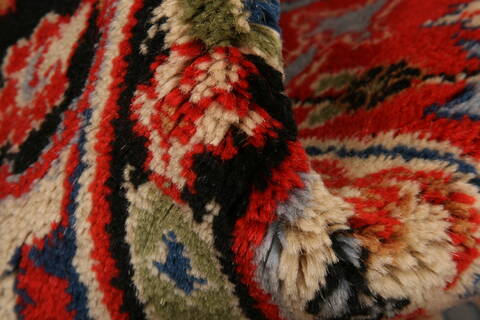 Tabriz Red Hand Knotted 60 X 90  Area Rug 100-23323 Image 1