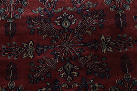 Sarouk Red Octagon Hand Knotted 50 X 50  Area Rug 250-23412 Image 5